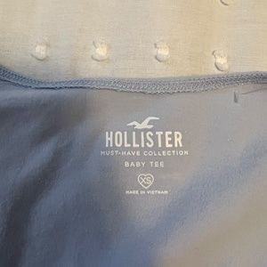 Hollister Baby Tee Must Have